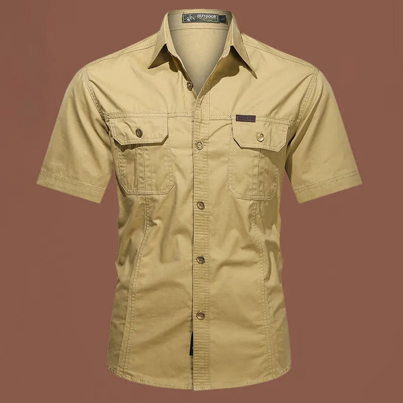 Men's short sleeve cotton work shirt in loose cardigan style with non-ironing treatment