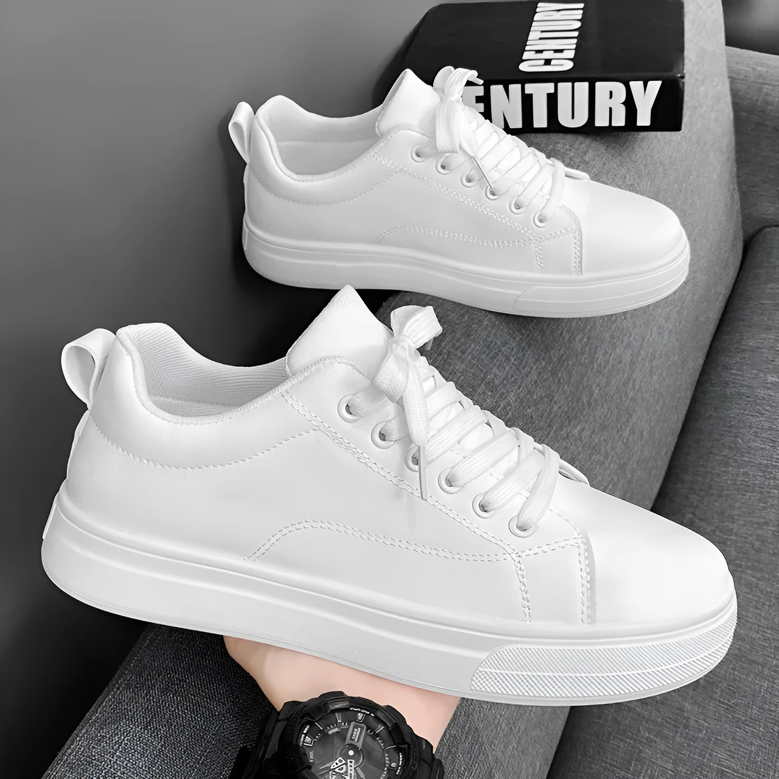 Men's Korean-style low-top casual sneakers in breathable design with round toe and flat rubber sole