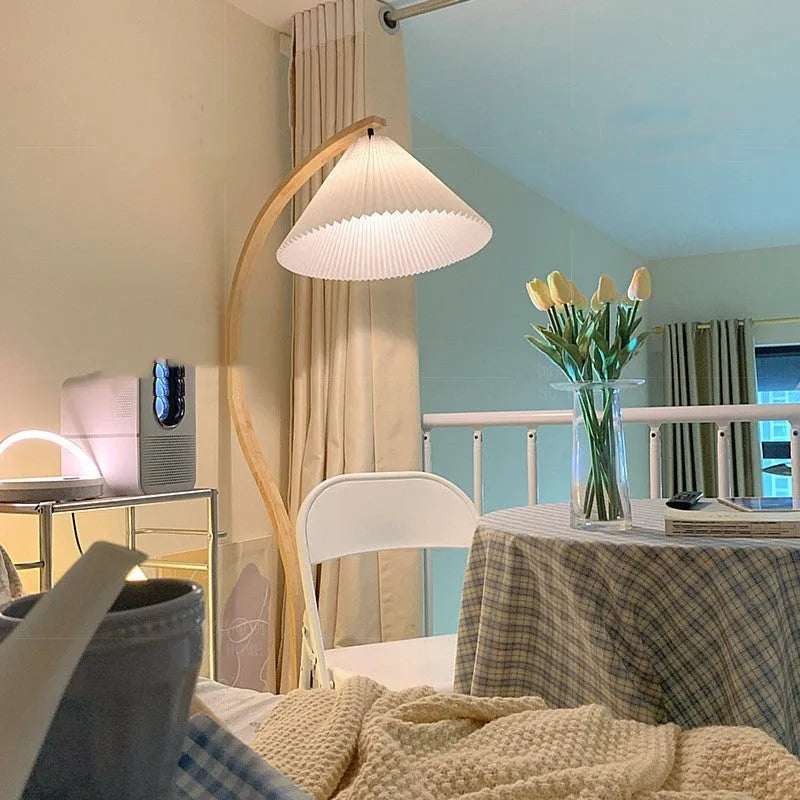 Retro vertical bedside table lamp with sofa edge design and three-colour variable light