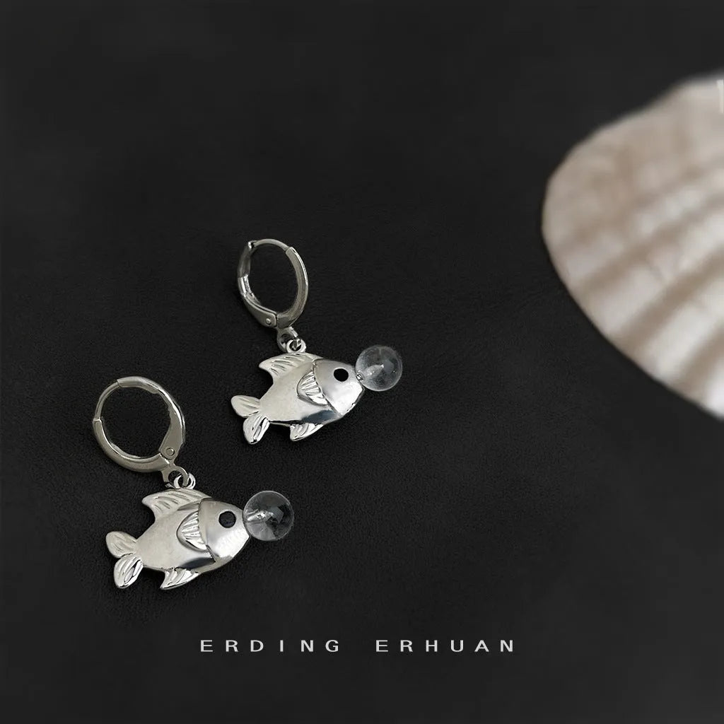Copper bubble fish earrings with animal modelling design and electroplated finish