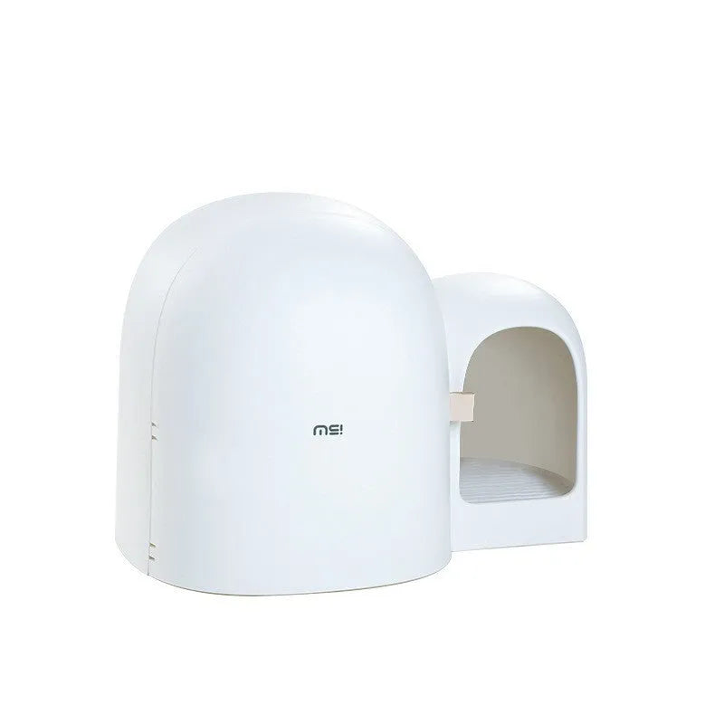 Fully enclosed oversize cat litter box in ABS plastic measuring 67.7cm wide by 49cm deep by 50cm high